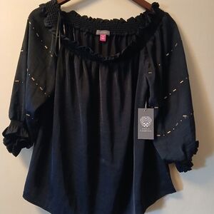 New Women's Top By Vince Camuto
